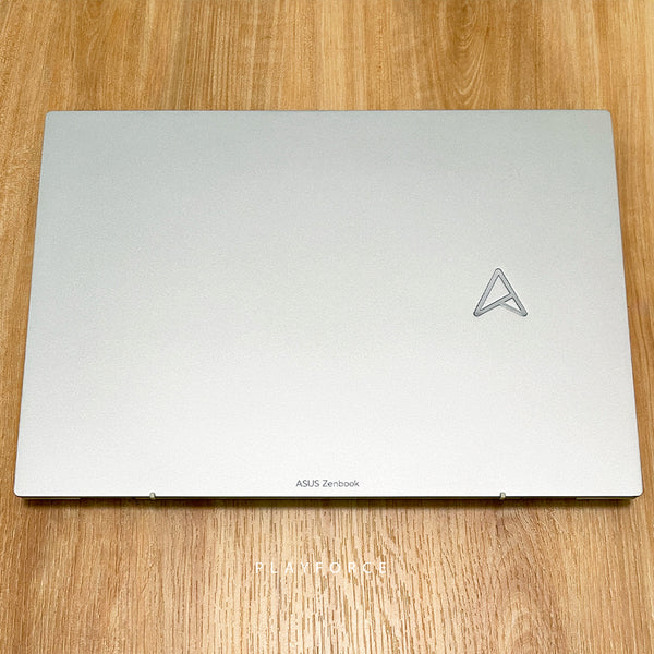ZenBook 13 UM5302TA (R7 6800U, 16GB, 1TB, WQXGA+ OLED, Touch Screen, 13-inch)