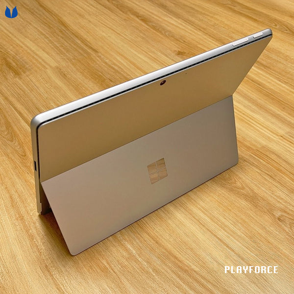 Microsoft Surface Pro 11 (Snapdragon X Plus, 16GB, 256GB, 13-inch)