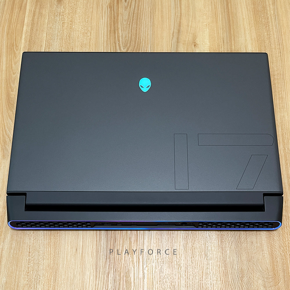 Alienware M17 R3 (i9-10980HK, RTX 2070, 32GB, 1TB, FHD 144Hz, 17-inch ...