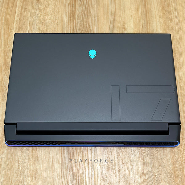 Alienware M17 R3 (i9-10980HK, RTX 2070, 32GB, 1TB, FHD 144Hz, 17-inch)