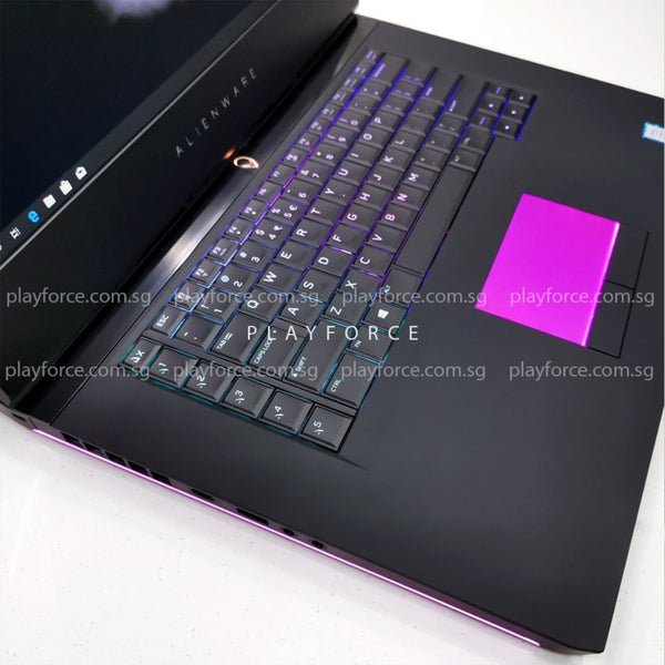 Alienware 15 R4 (i7-8750H, GTX 1070, 16GB, 1TB + 256GB SSD, 15-inch FHD)
