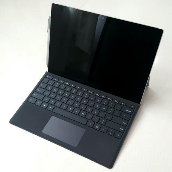 Microsoft Surface Pro 4, i5-6300U, 256GB SSD
